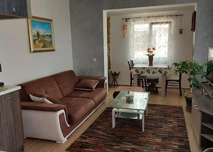 акротирия фешева ネセバル